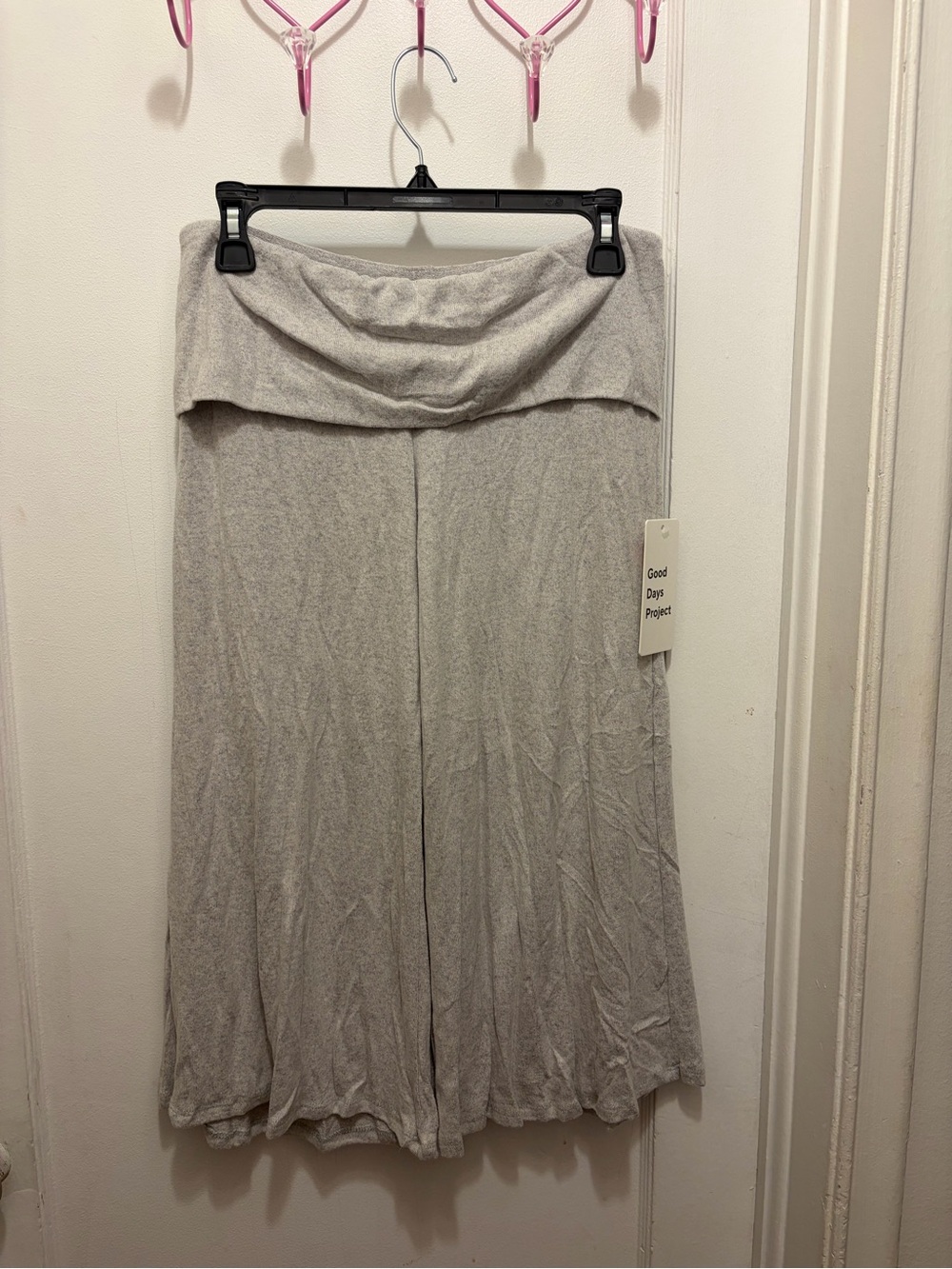 Good Days Project grey gaucho pants size medium